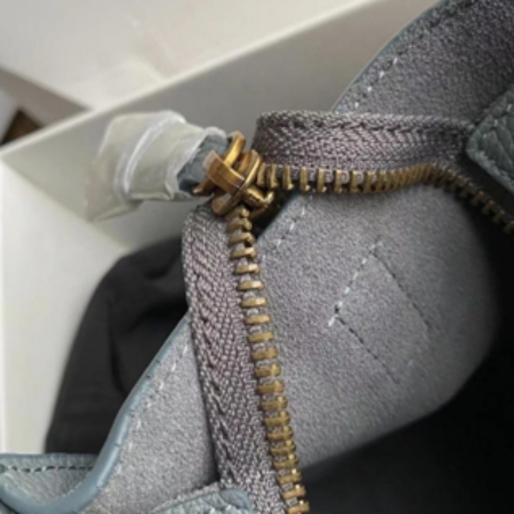 Authentic Celine bag - Picture 2 of 4